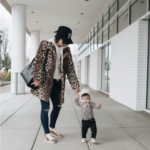 Loft Leopard Teddy Coat Size Petite XXS